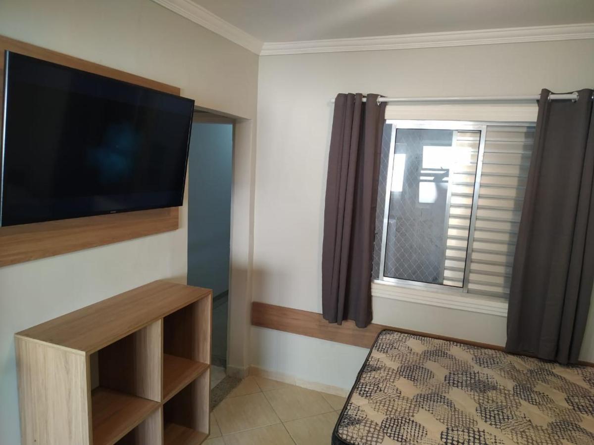 Kitnet Asturias 51B No Ed. Guariata, Proximo A Praia Das Asturias Em Guarujá Eksteriør bilde