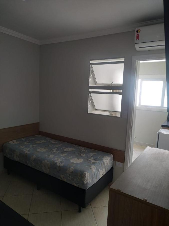 Kitnet Asturias 51B No Ed. Guariata, Proximo A Praia Das Asturias Em Guarujá Eksteriør bilde